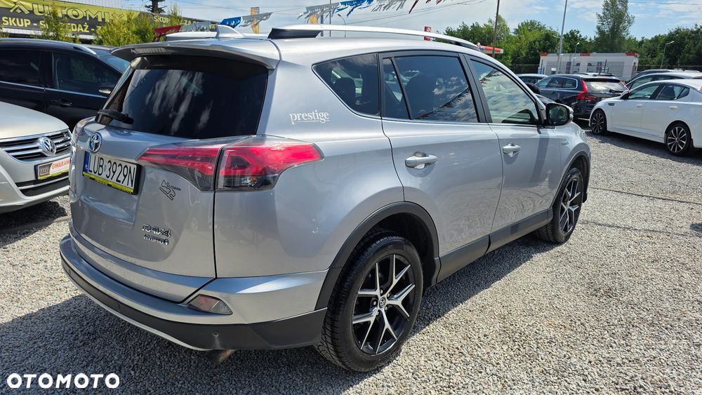 Toyota RAV4 - 12