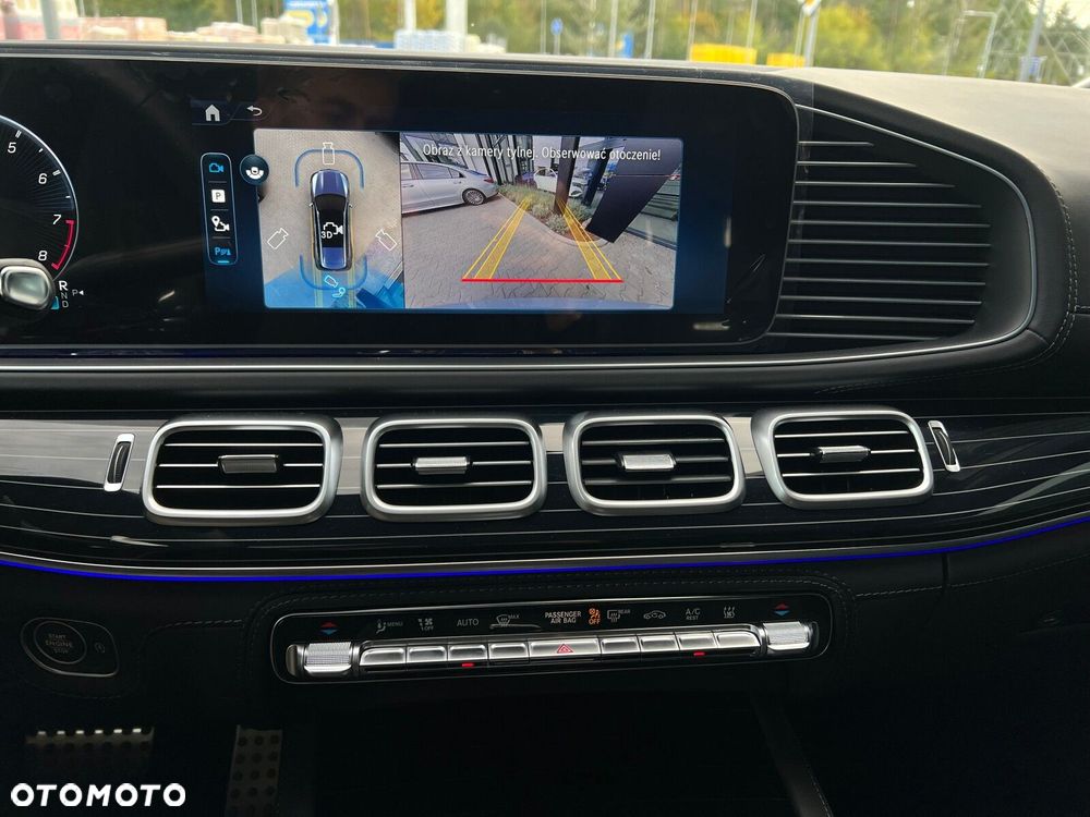 Mercedes-Benz GLS - 18