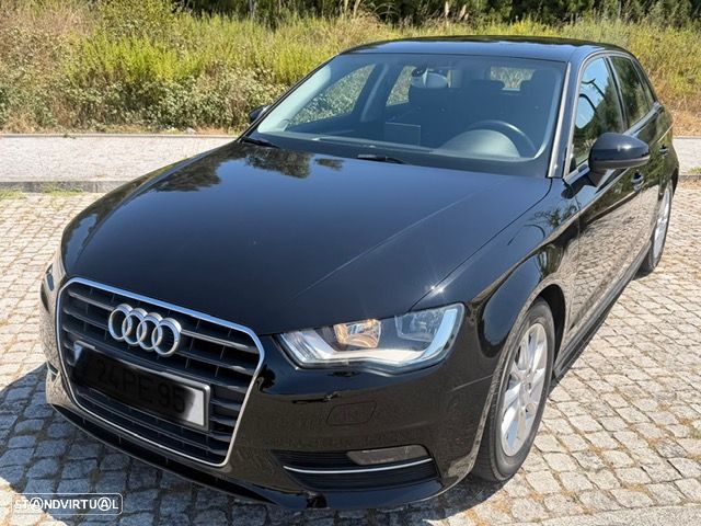 Audi A3 Sportback 1.6 TDI Attraction - 1