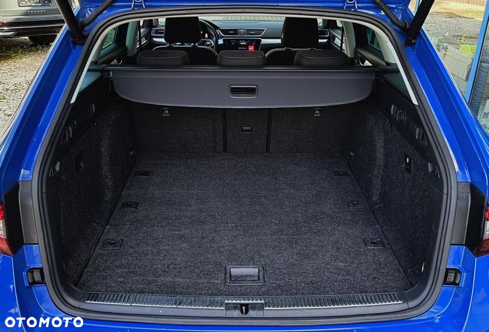Skoda Superb 2.0 TDI SCR Ambition DSG - 25
