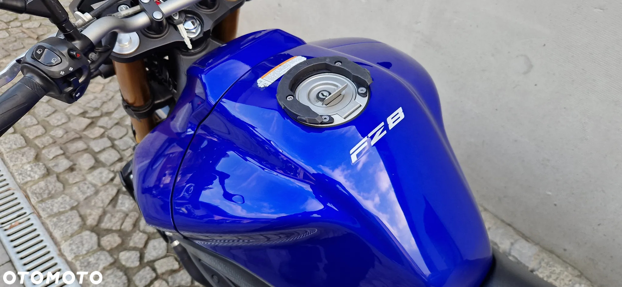 Yamaha FZ - 13