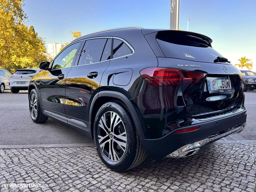 Mercedes-Benz GLA 180 d 8G-DCT Progressive Advanced - 6