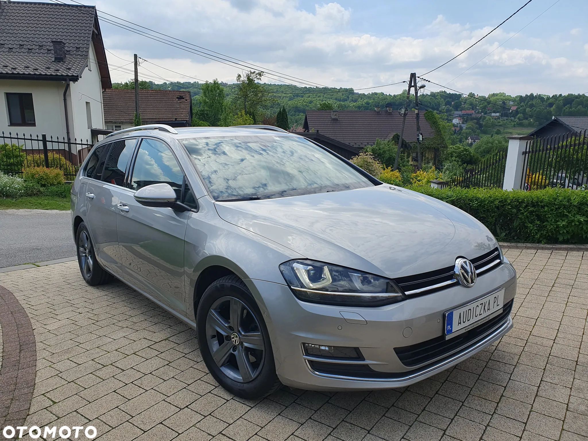 Volkswagen Golf 1.4 TSI BlueMotion Technology DSG Highline - 1