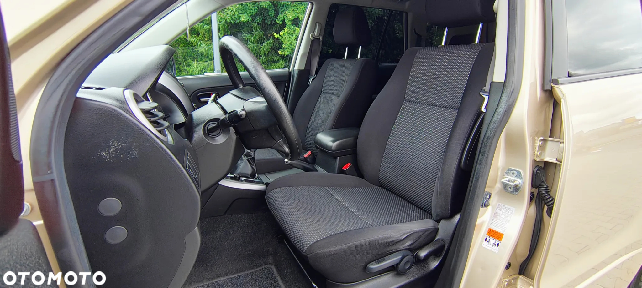 Suzuki Grand Vitara 2.0 Comfort + - 3