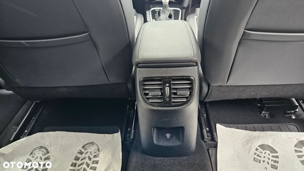 Kia XCeed 1.6 T-GDI Business Line DCT - 16