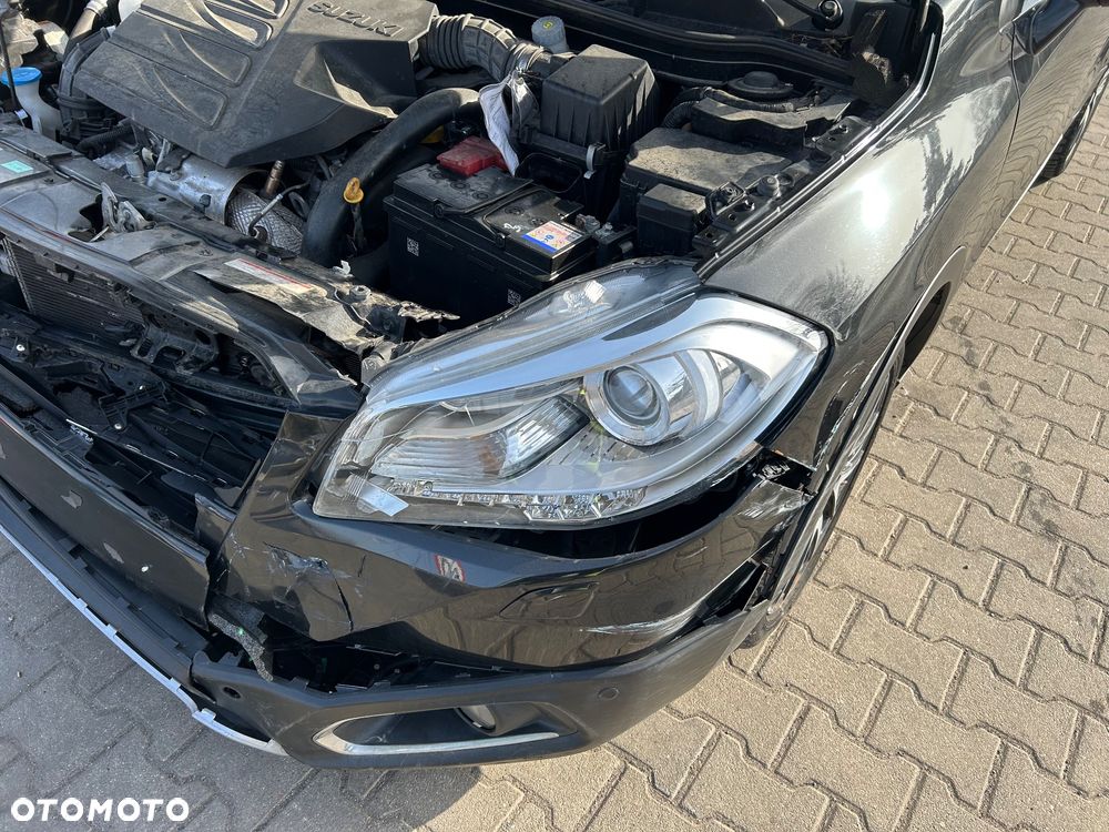 Suzuki SX4 S-Cross 1.6 DDiS Allgrip TCSS Comfort+ - 24