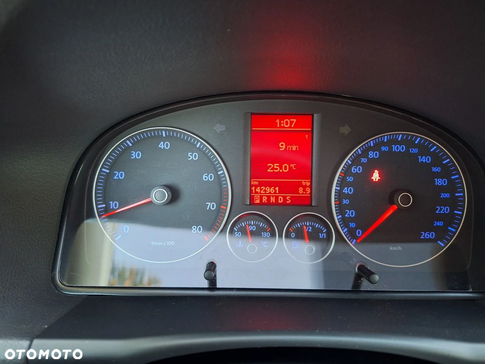 Volkswagen Touran 1.4 TSI Highline DSG - 21