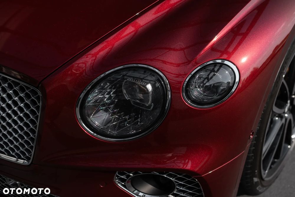 Bentley Continental GT - 12