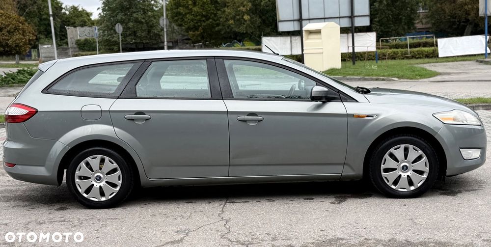 Ford Mondeo - 8