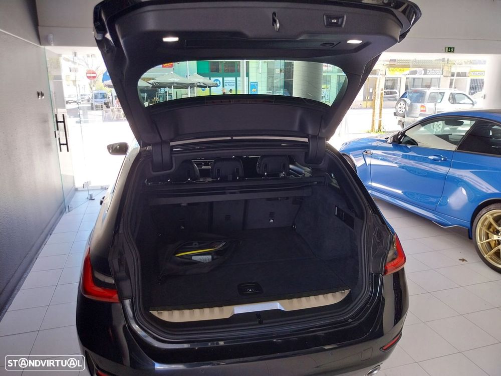 BMW 320 e Line Luxury Auto - 11