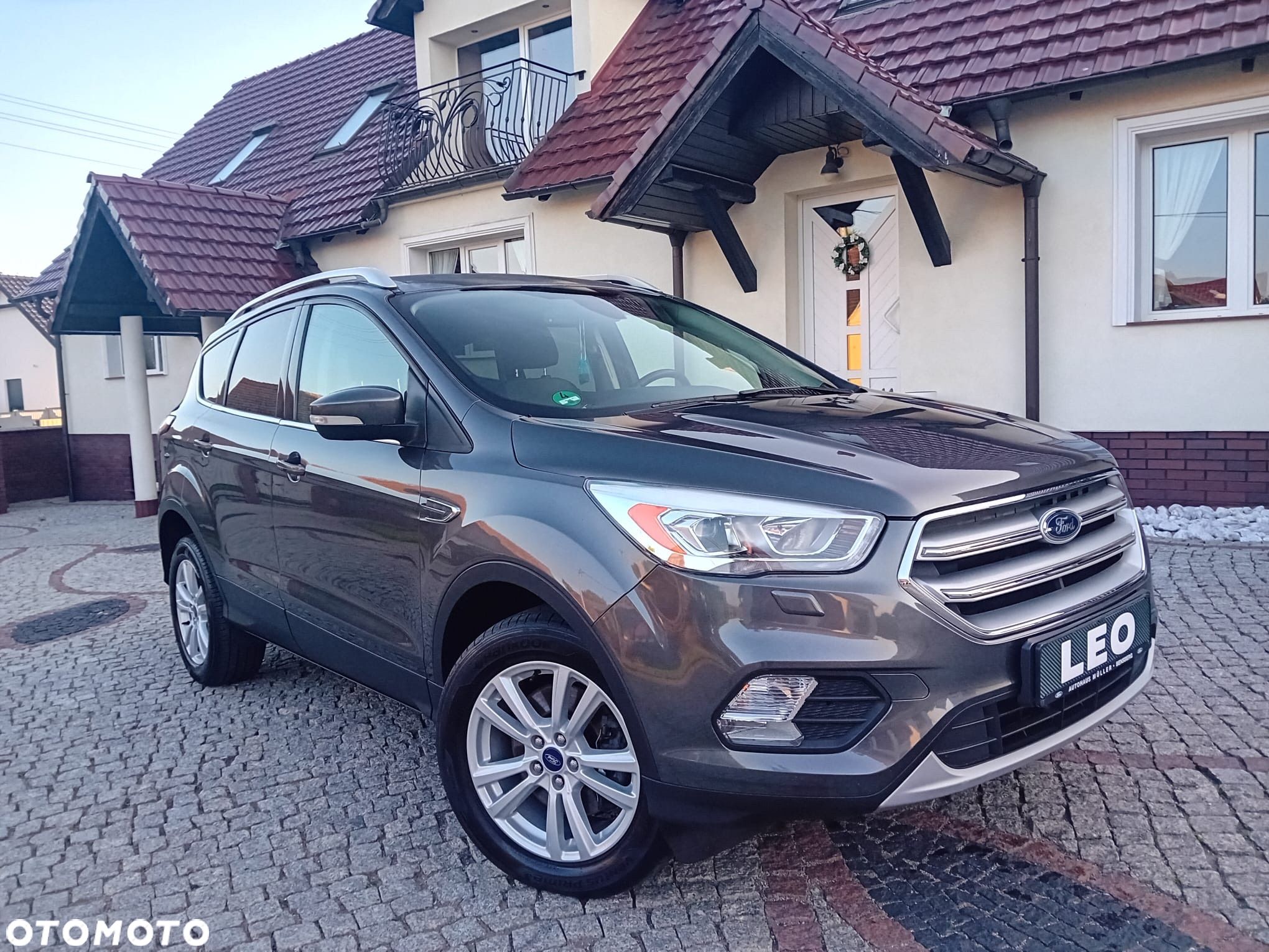 Ford Kuga 2.0 TDCi 2x4 Business Edition - 1