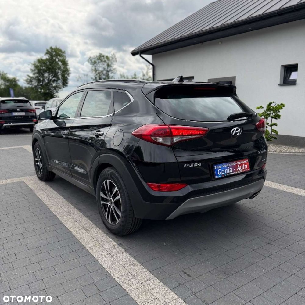 Hyundai Tucson - 4