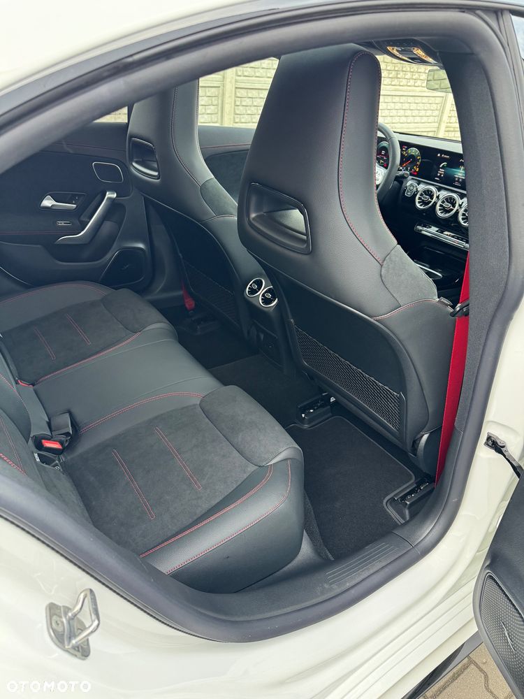 Mercedes-Benz CLA AMG 35 4Matic AMG Speedshift 8G-DCT AMG Line Advanced Plus - 30