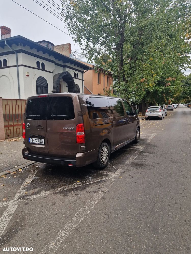 Toyota Verso - 7