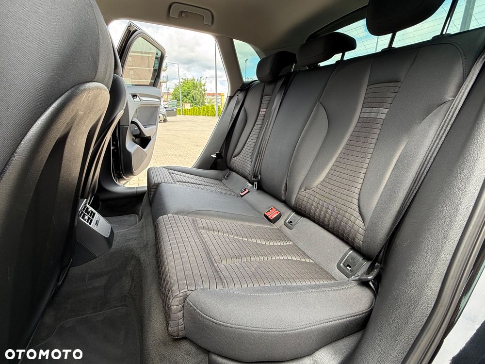 Audi A3 Sportback 2.0 TDI S tronic design - 25