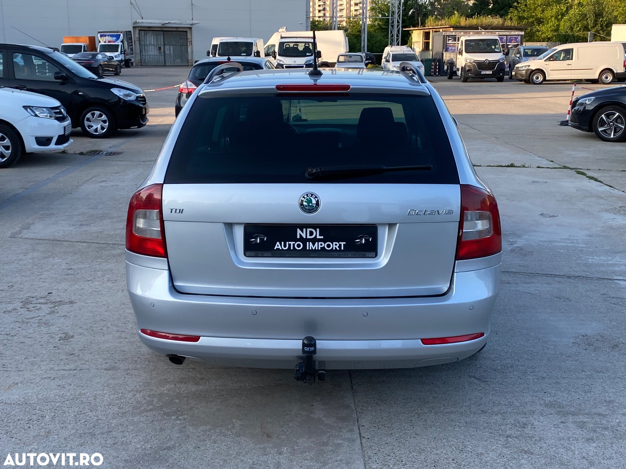 Skoda Octavia 1.6 TDI DPF Elegance - 10