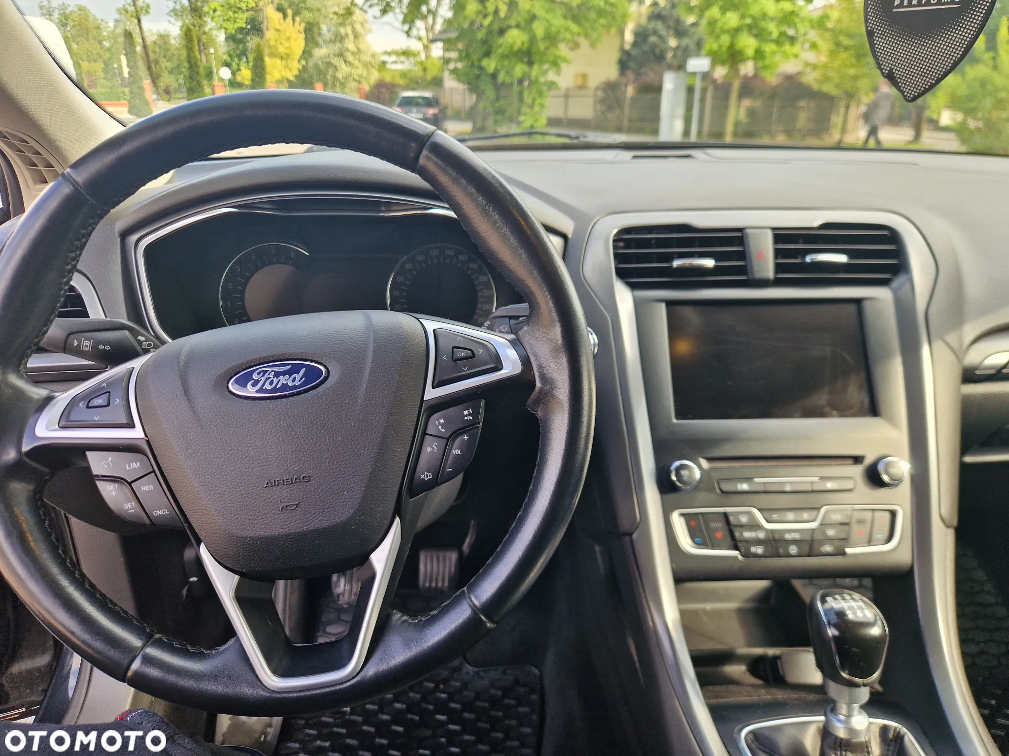 Ford Mondeo 2.0 TDCi Titanium - 17