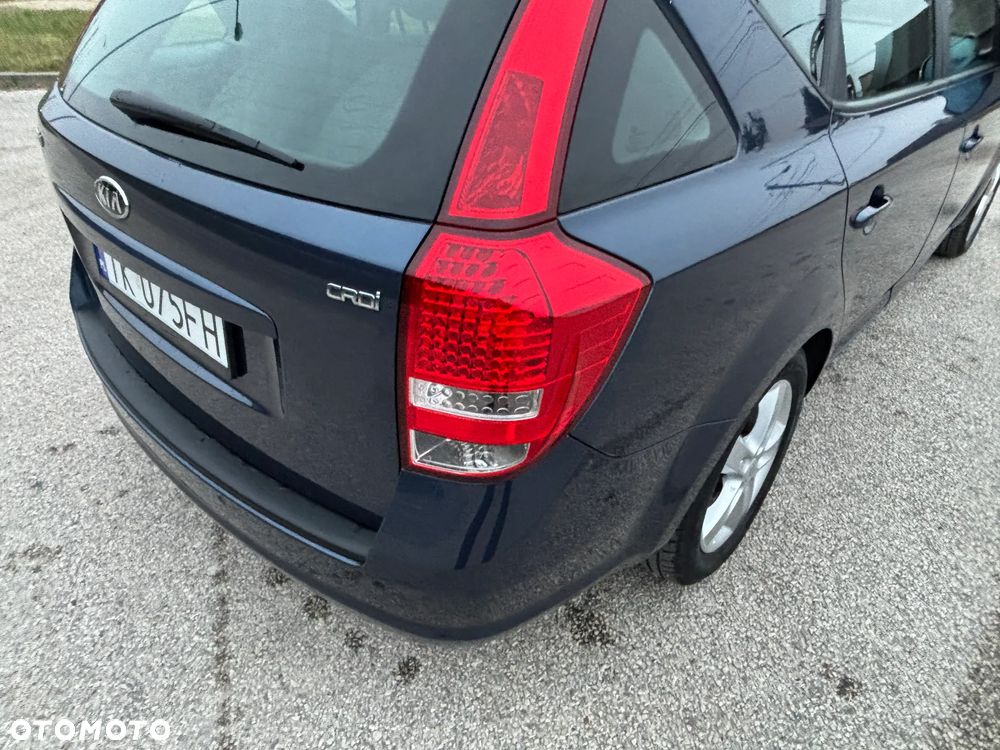 Kia Ceed 1.6 CRDi 90 Spirit - 33