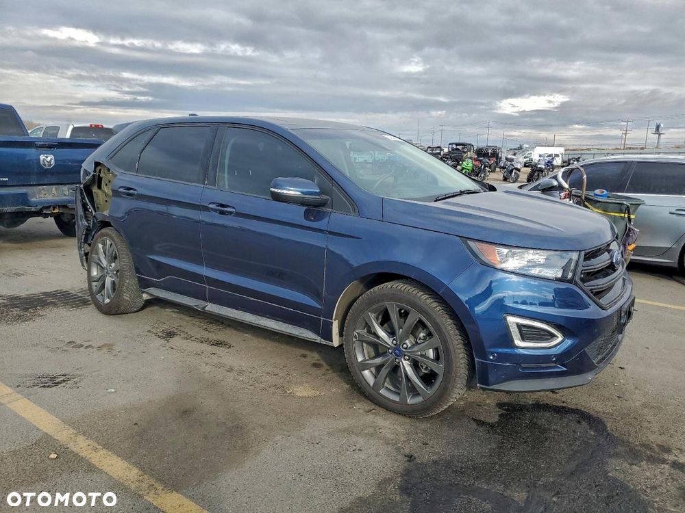 Ford Edge - 4