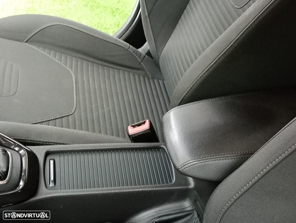 Ford Focus 1.0 SCTi ST-Line - 22
