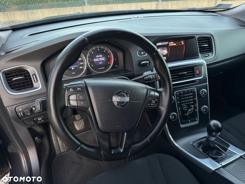 Volvo V60 D3 Business Edition - 29