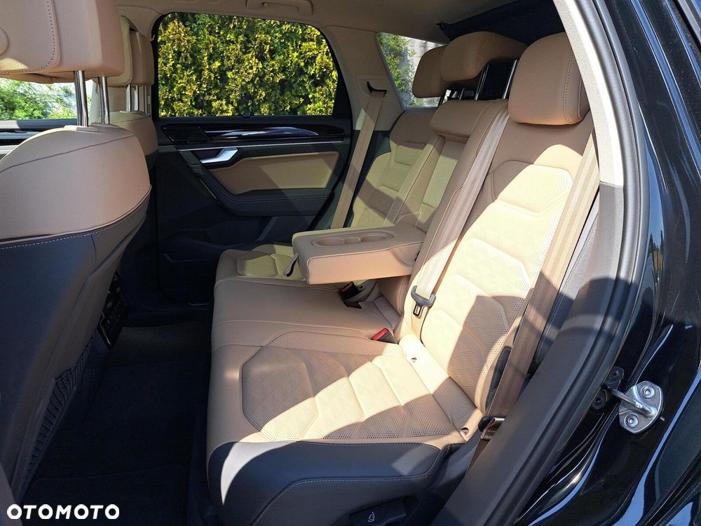 Volkswagen Touareg 3.0 V6 TDI 4Motion Elegance - 29