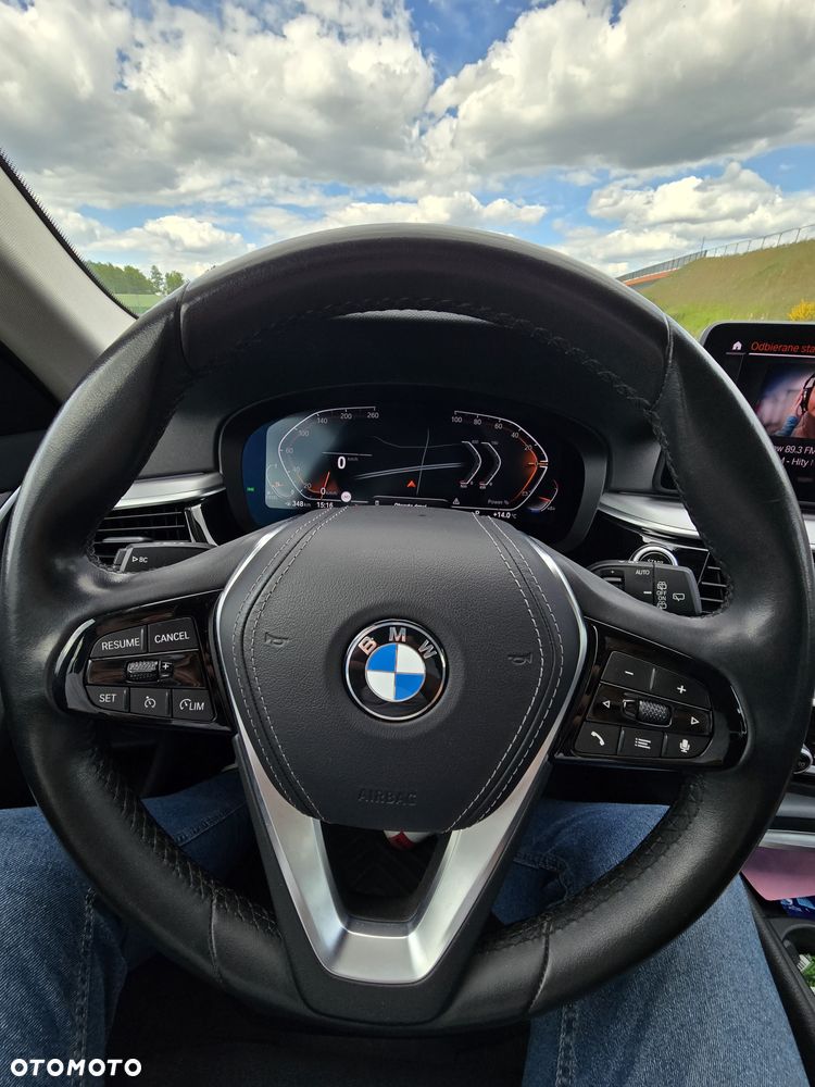 BMW Seria 5 520d - 17