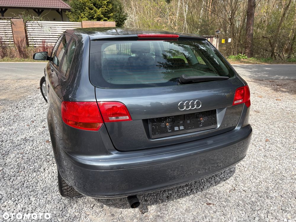 Audi A3 Sportback 1.6 Attraction - 17