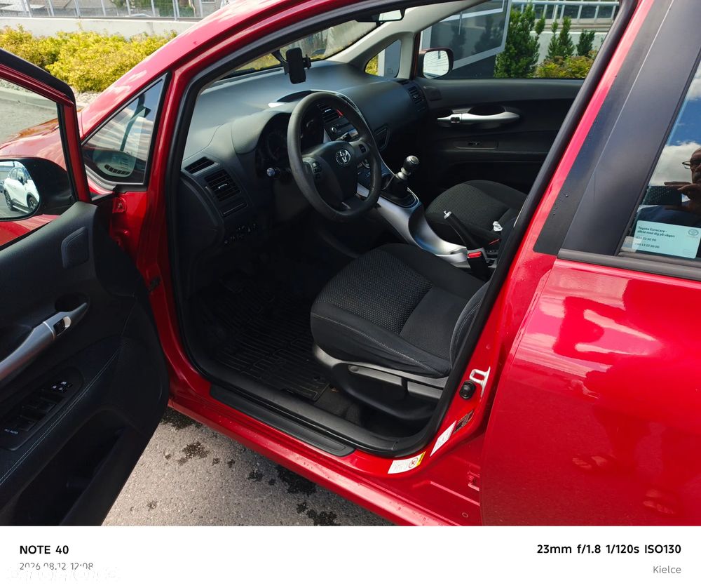 Toyota Auris 1.4 D-4D Premium EU5 - 2