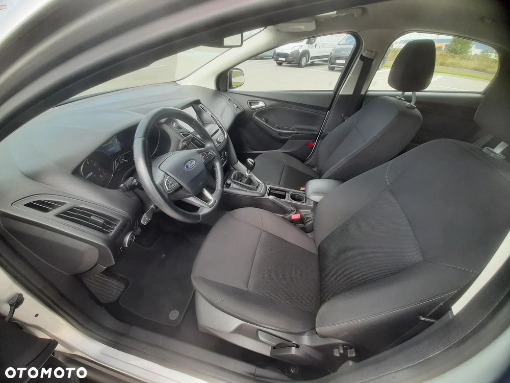 Ford Focus 1.0 EcoBoost Connected - 9