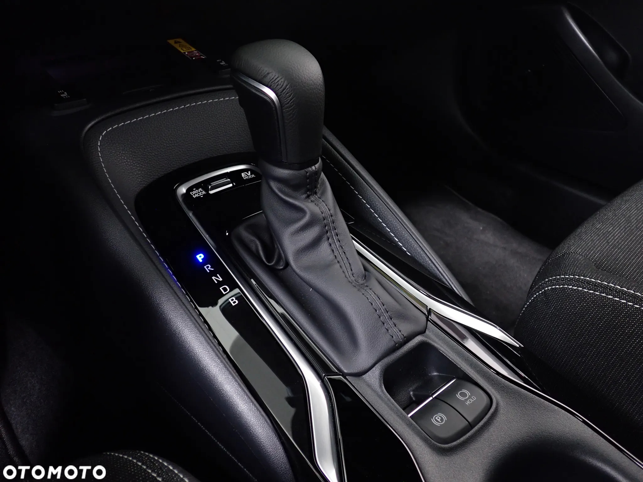 Suzuki Swace 1.8 Hybrid Elegance CVT - 6