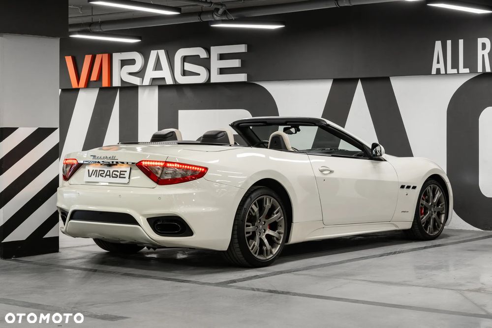 Maserati GranTurismo S - 15