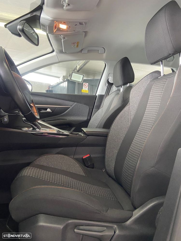 Peugeot 3008 1.5 BlueHDi Active Pack EAT8 - 22