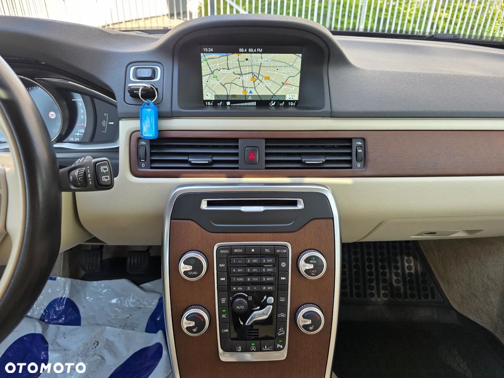 Volvo XC 70 D4 AWD Summum - 10