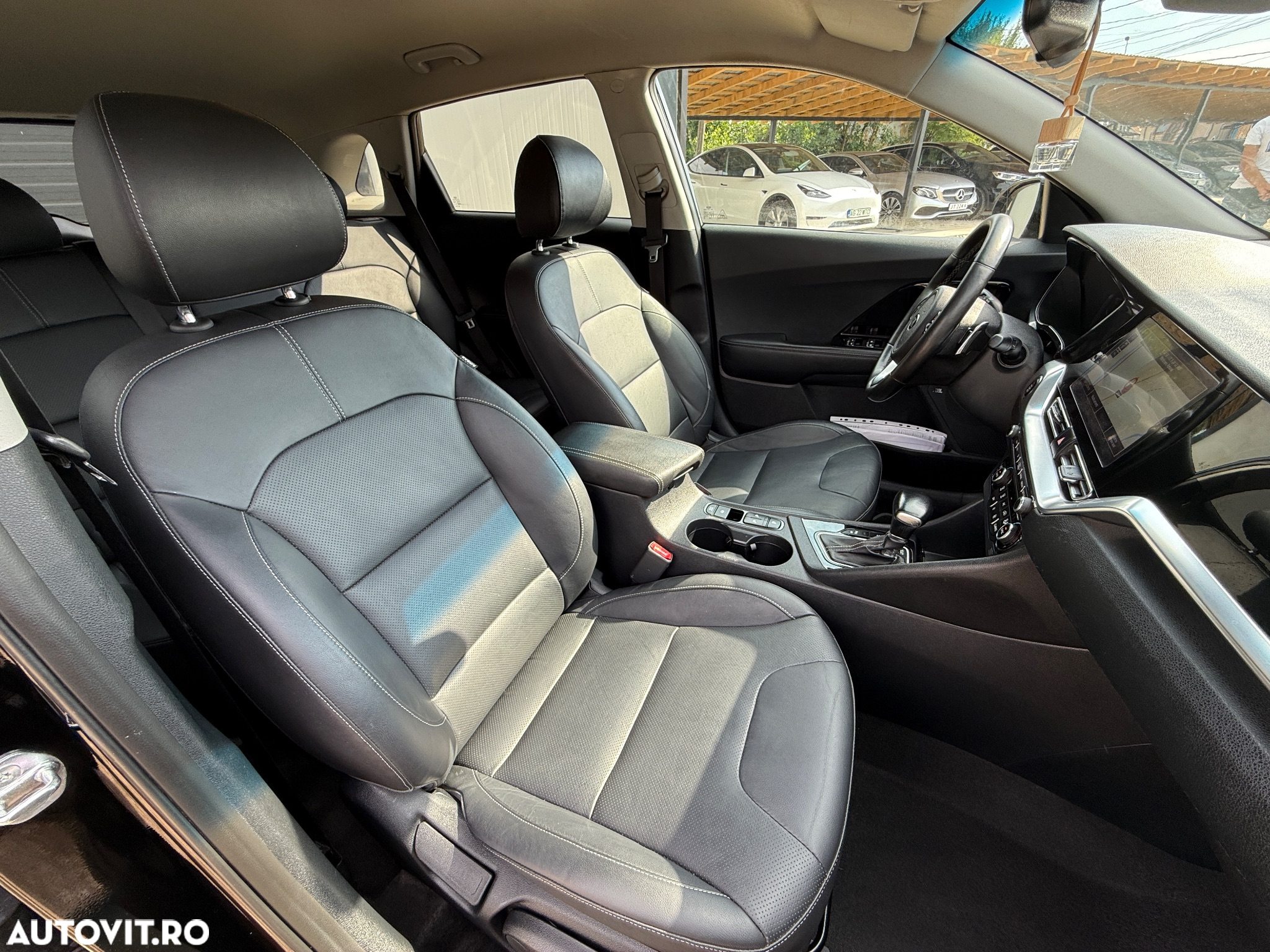 Kia Niro 1.6 GDI HEV 2WD OPF Aut. Edition 7 - 9