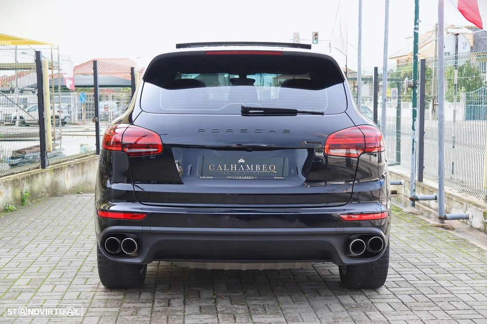 Porsche Cayenne S E-Hybrid - 9