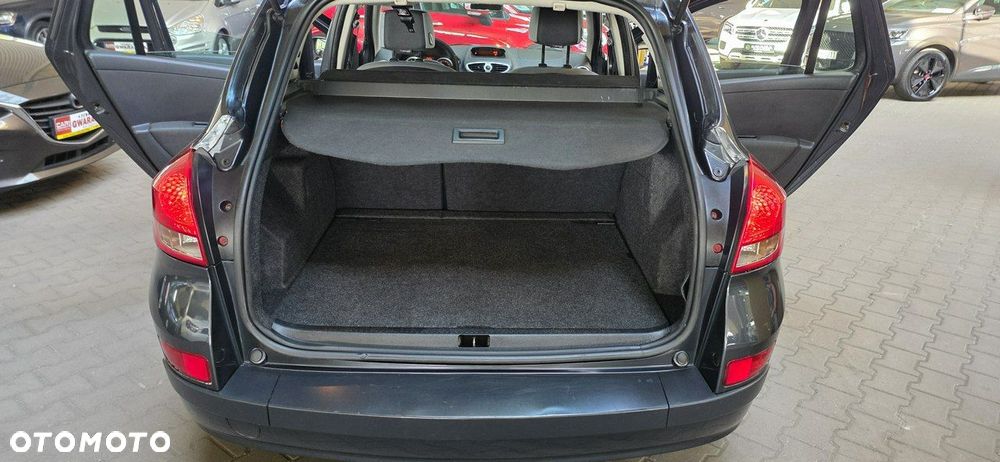 Renault Clio - 12