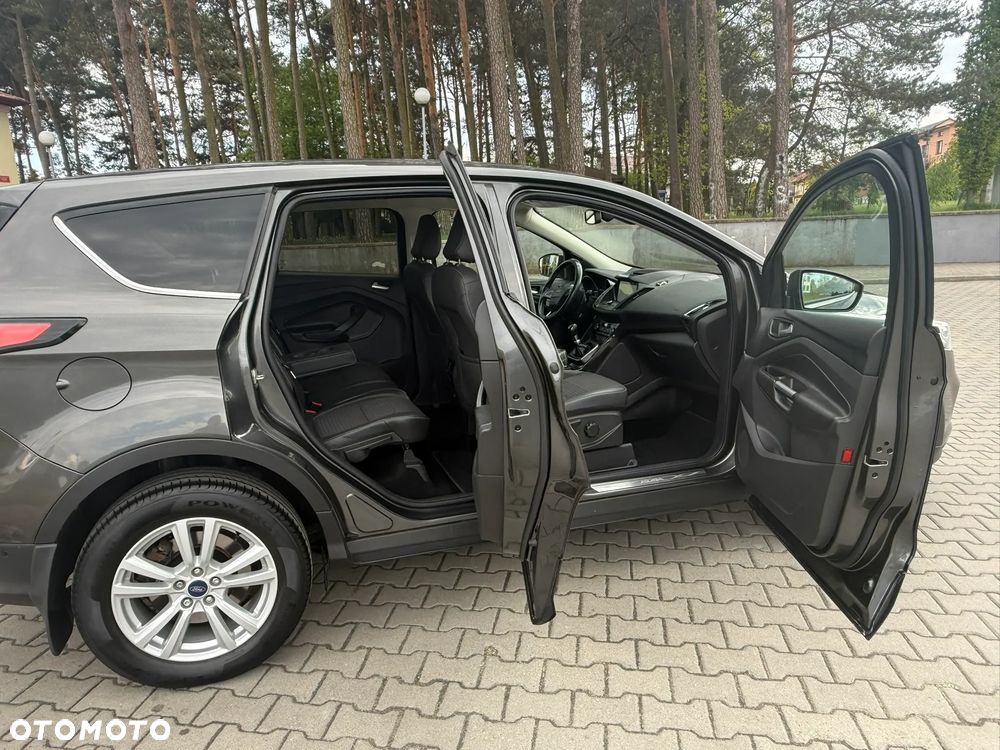 Ford Kuga 2.0 TDCi 4x4 Titanium - 33