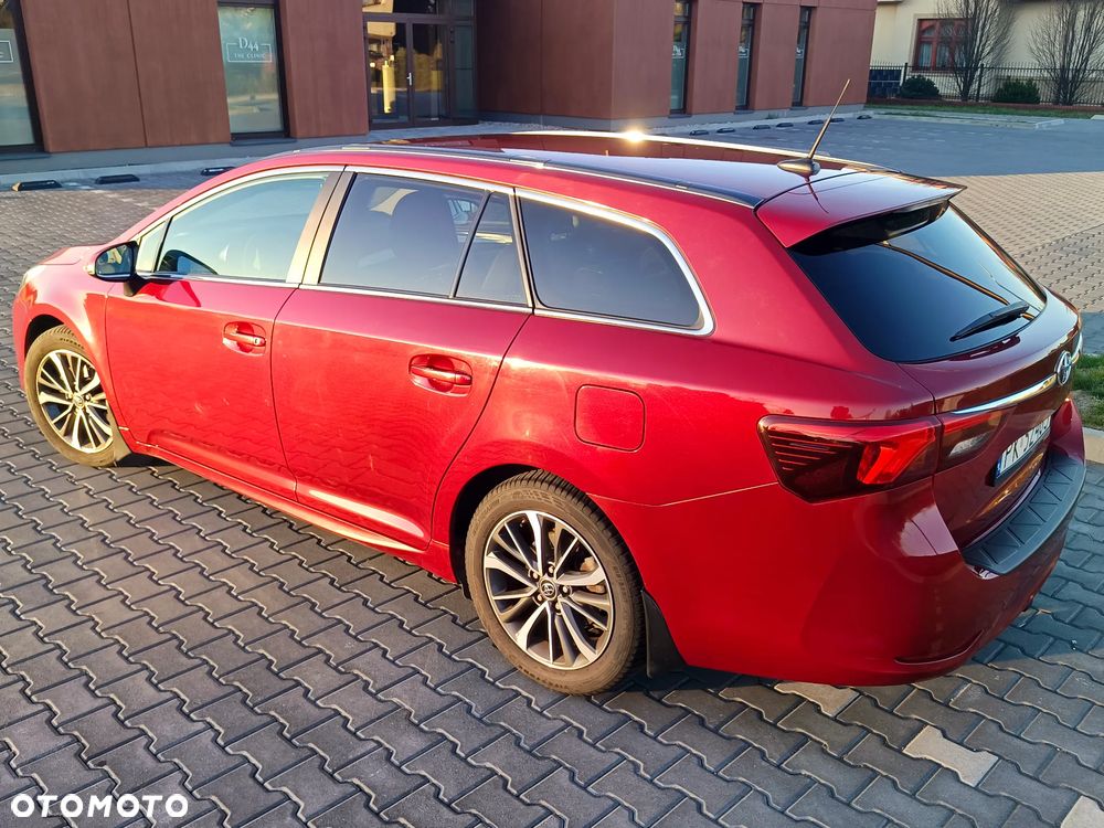 Toyota Avensis Touring Sports 1.8 Multidrive S Edition-S - 6
