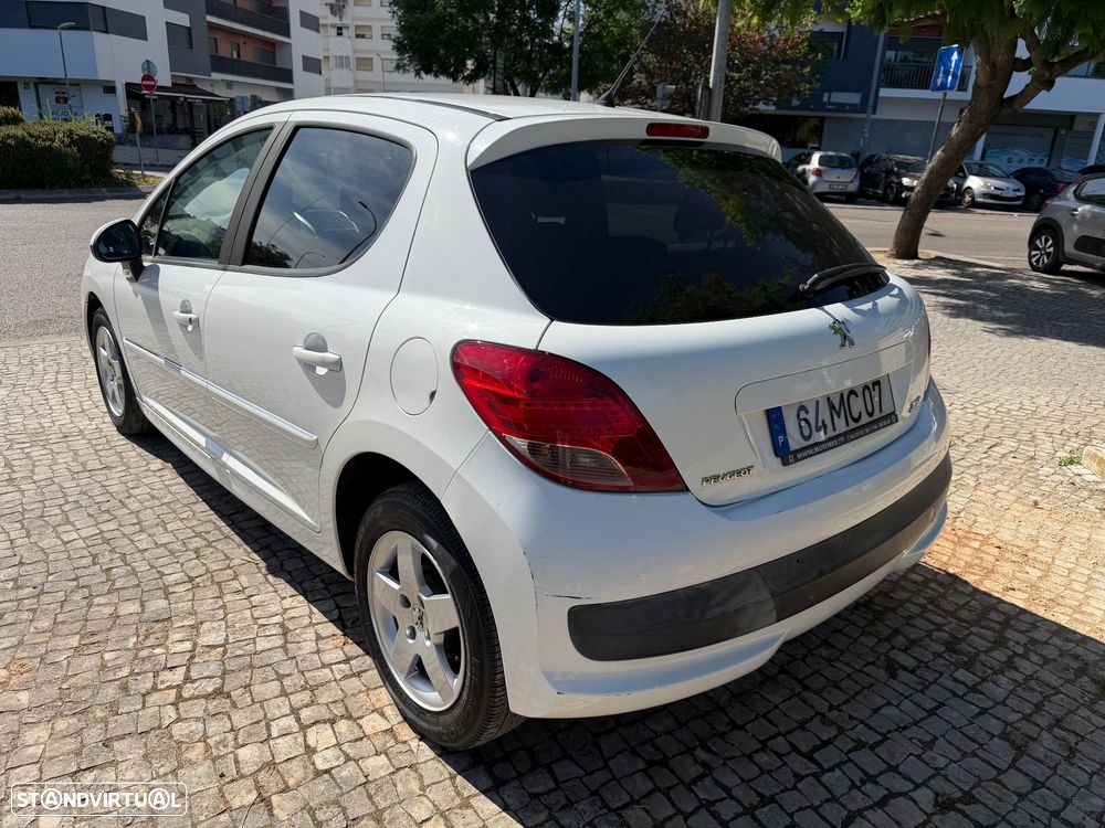 Peugeot 207 1.4 VTi Active - 4