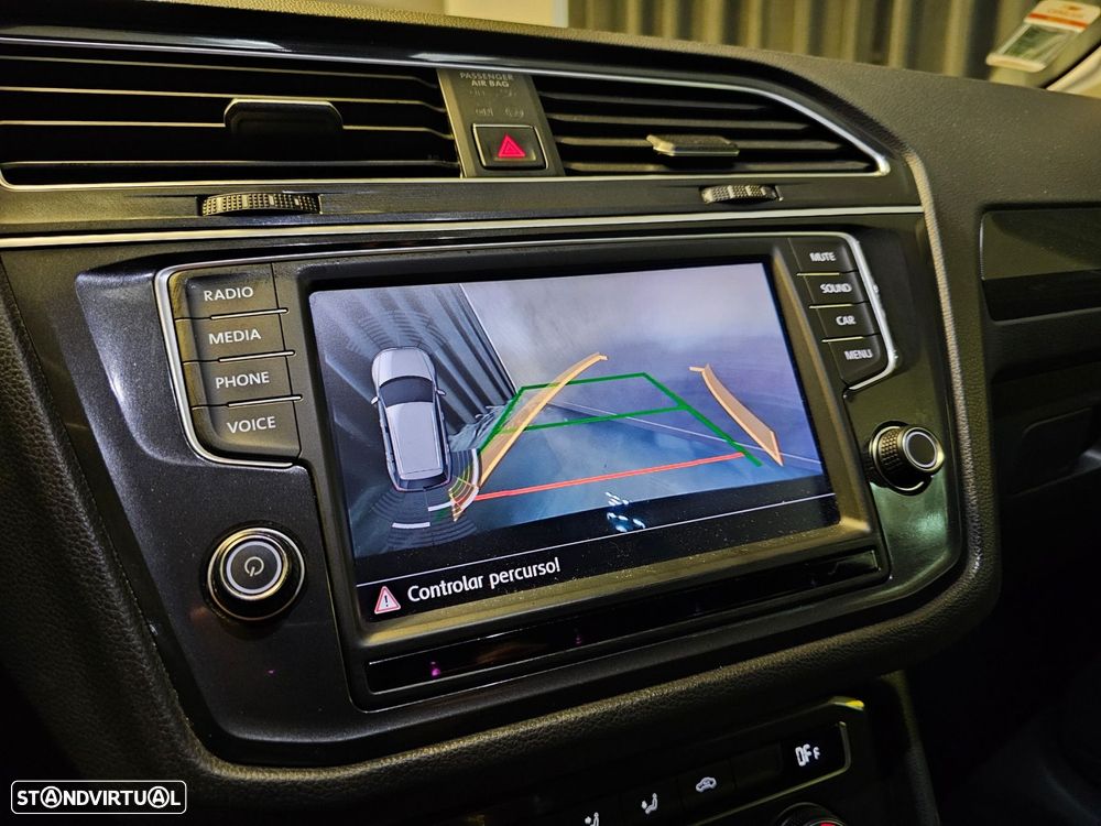 VW Tiguan 2.0 TDI Highline - 14