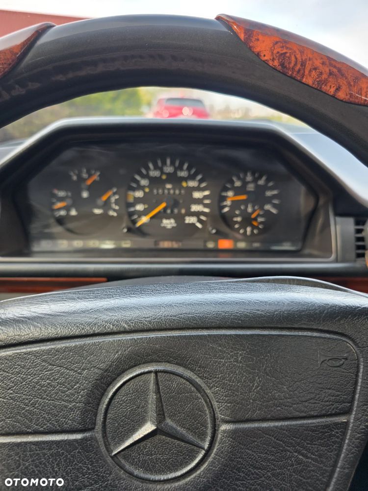 Mercedes-Benz W124 (1984-1993) - 8