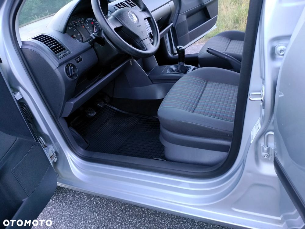 Volkswagen Polo 1.2 Style - 28