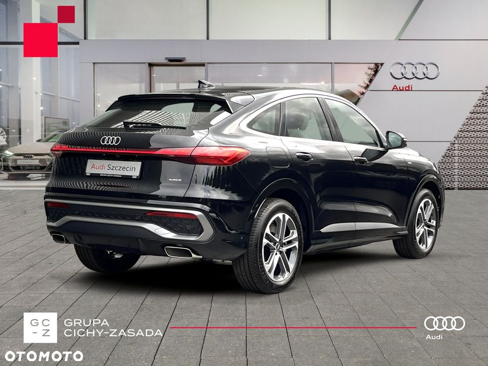 Audi Q5 Sportback - 6