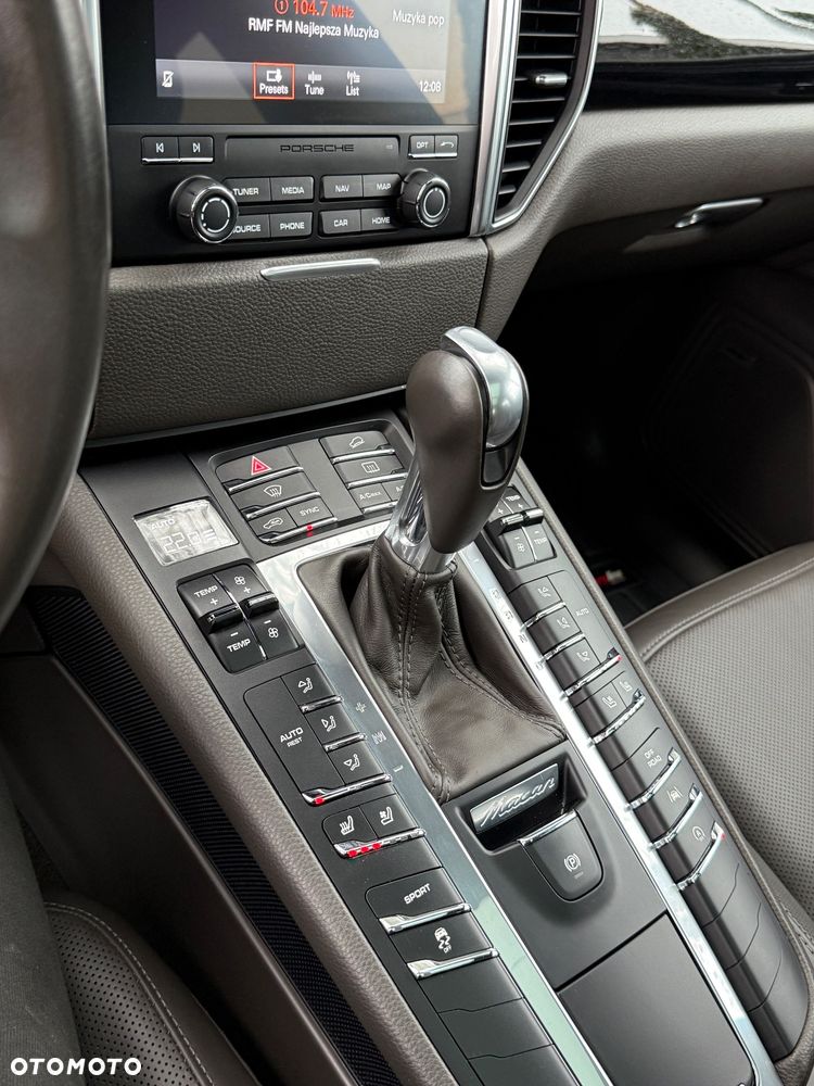 Porsche Macan Standard - 9
