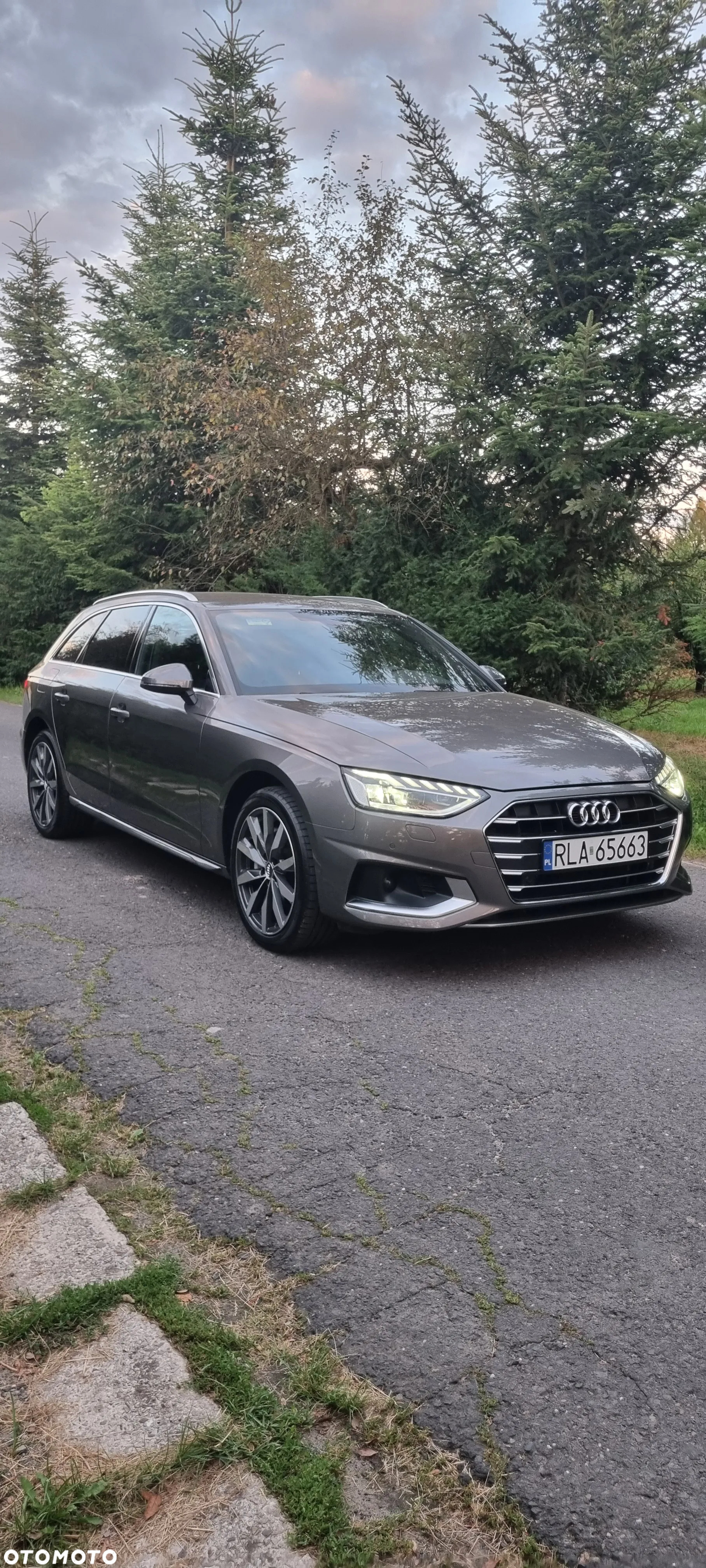 Audi A4 40 TDI Advanced S tronic - 12