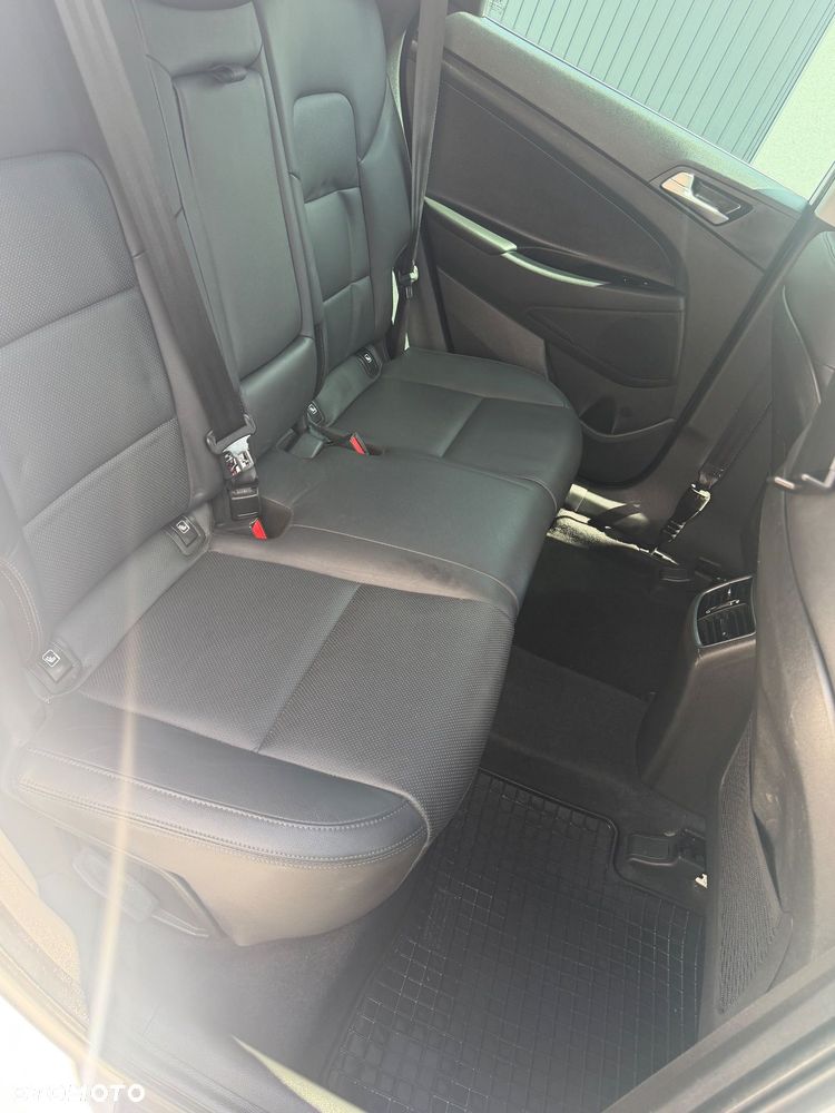 Hyundai Tucson 1.7 CRDI BlueDrive Comfort 2WD DCT - 9