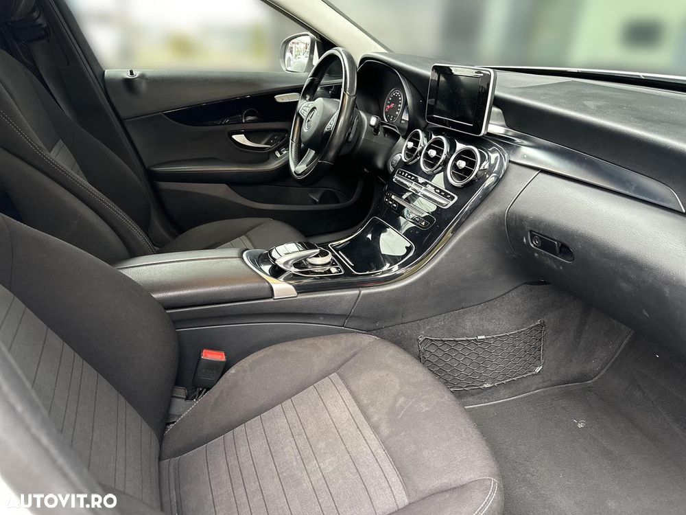 Mercedes-Benz C 200 (BlueTEC) d 7G-TRONIC Avantgarde - 12