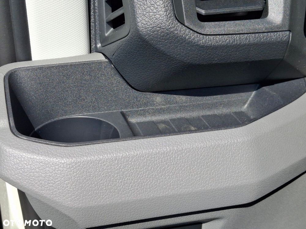Volkswagen Crafter - 19