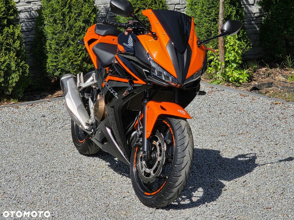 Honda CBR - 1
